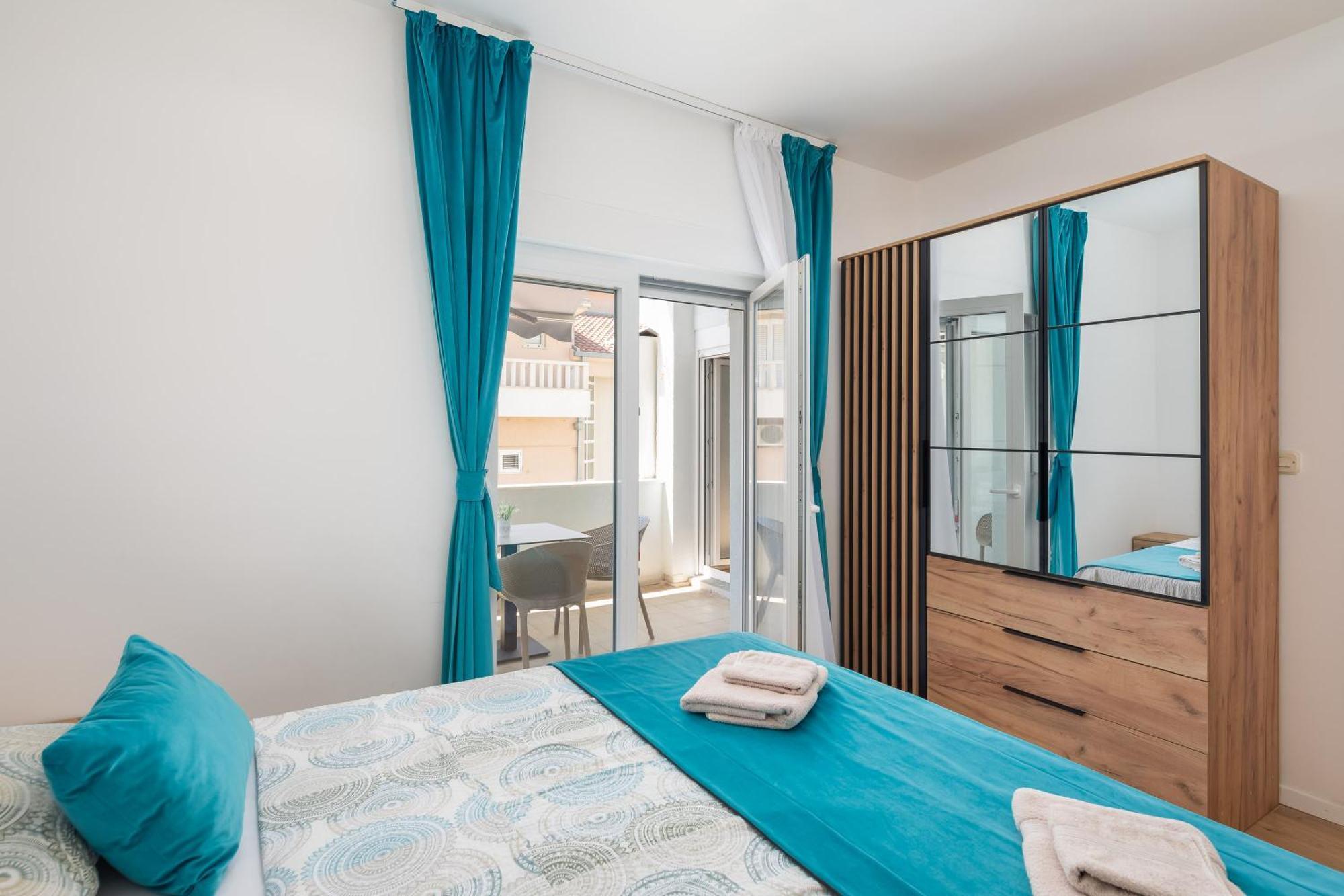 מאקרסקה Apartments Near Central Beach With Free Parking מראה חיצוני תמונה